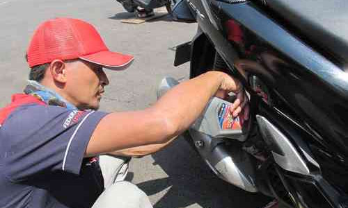  Pentingnya Ganti Oli Secara Rutin Dan Tepat Waktu