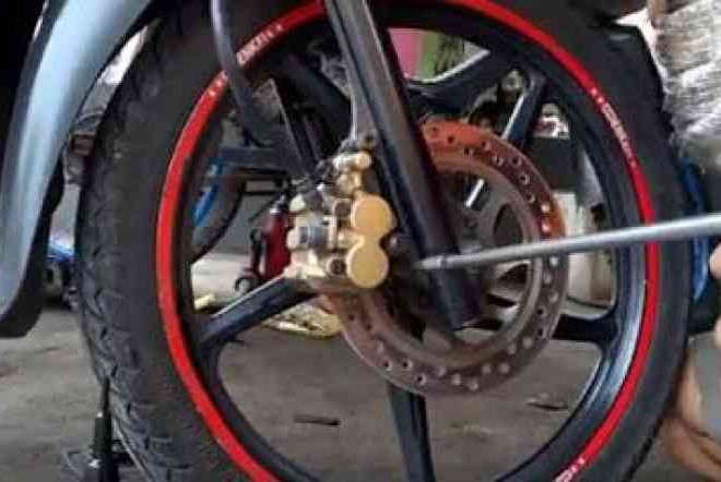 Jangan Sampai Telat, Ini Waktu Yang Tepat ganti Kampas Rem Depan
