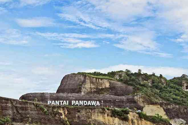 Pantai Pandawa, Pantai Cantik Yang Tersembunyi Di Bali