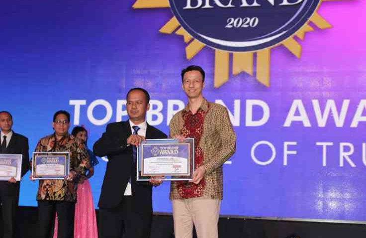 Konsisten Menjadi Solusi Bagi Kendaraan Bermotor, Federal Oil Raih Top Brand Award 2020