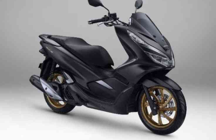 Ikuti Yamaha Nmax, Honda PCX 150 Punya Emblem Gold