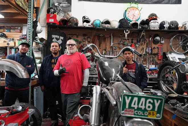 Tim Suryanation Motorland Berkunjung ke Mooneyes Company