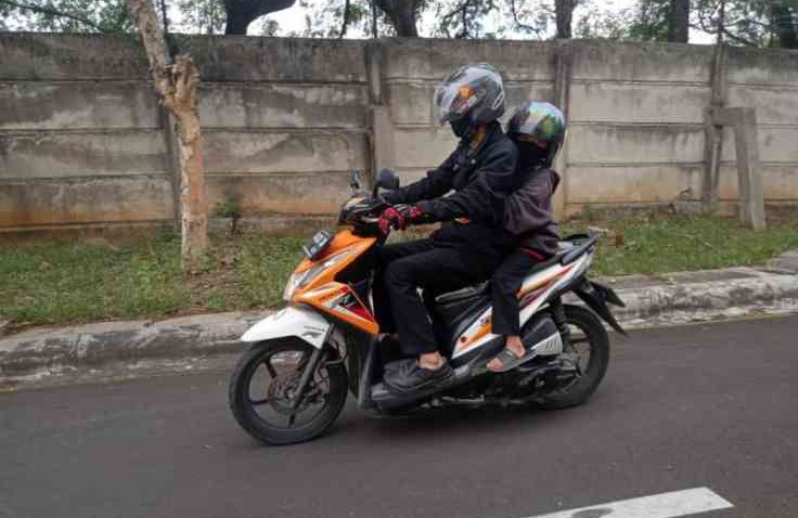  Sayangi Buah Hati Anda, Jangan Asal Boceng Anak di Motor