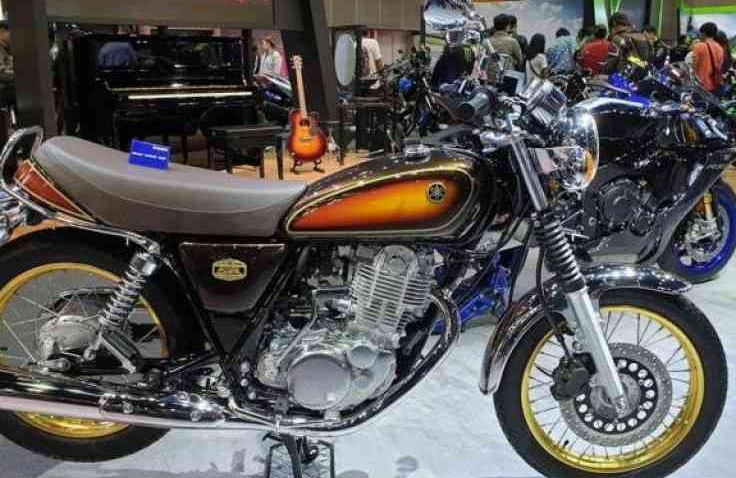 Yamaha SR400 Edisi Ulang Tahun Yamaha Diproduksi terbatas