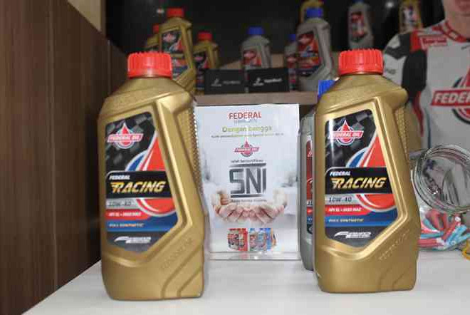 Federal Racing Pilihan Tepat Untuk Oli Motor Sport