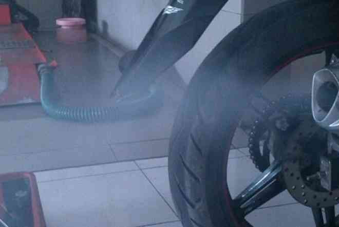 Penyebab Dan Solusi Jika Motor Injeksi Berasap