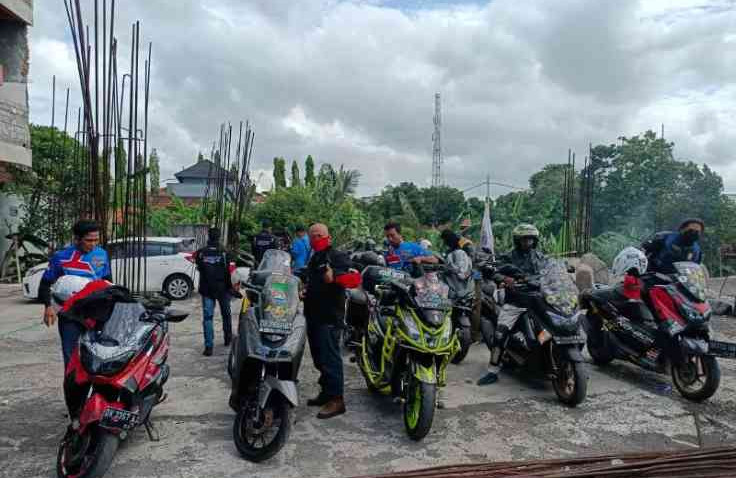Komunitas Motor Ini Rayakan Ulang tahun Dengan Cara Sederhana