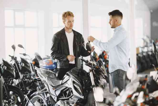Momen Yang Tepat Untuk  Membeli Motor Baru