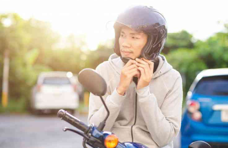 Jangan Malas Pakai helm,  Ini Bahayanya