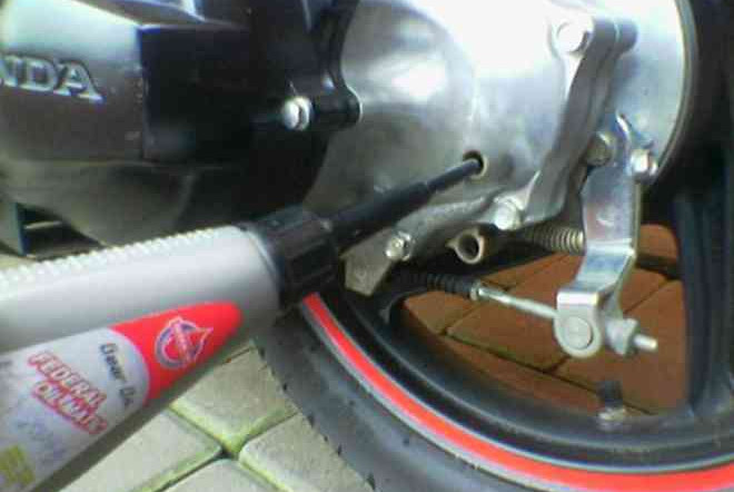 Oli Gardan Pada Motor Matic Juga Perlu Diganti Secara Rutin