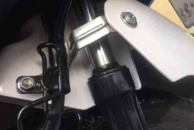 Shockbreaker Depan Motor Matic Terasa Keras? Lakukan 4 Langkah Ini