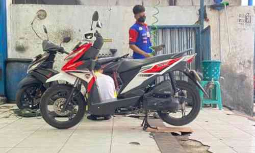 Tips Merawat Motor Matic Baru Supaya Awet, Jangan Lupa Servis Rutin dan Ganti Oli