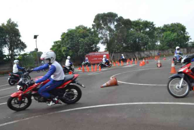 Trik Jitu Supaya Kamu Lolos Praktik Bikin SIM Baru