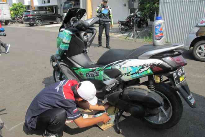 Tips Perawatan Motor Jelang Akhir Tahun Buat Persiapan Touring