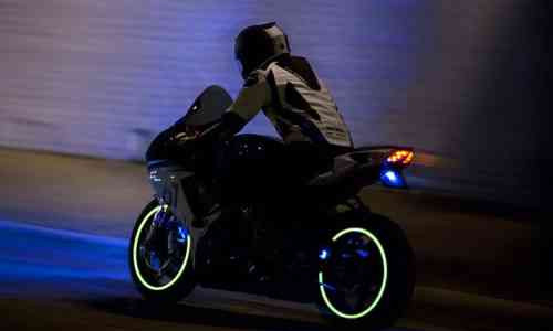 Tips Jitu Hilangkan Ngantuk Saat Riding Malam
