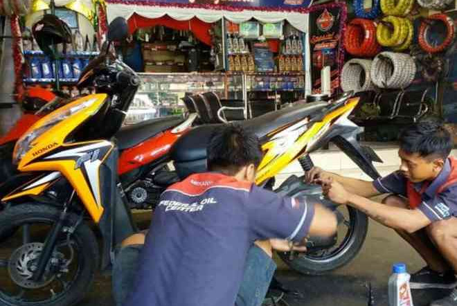 Waktu yang Tepat Ganti Oli Mesin Motor Matic Kapan, Berikut Penjelasannya