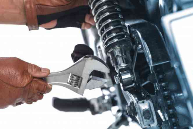 Begini Cara Merawat Suspensi Sepeda Motor Supaya Awet