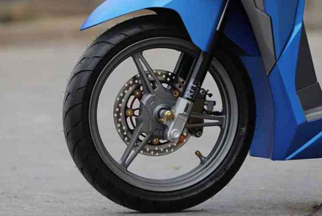 Jangan Anggap Remeh Jika Ban Motor Sudah Benjol, Sebaiknya Segera Ganti