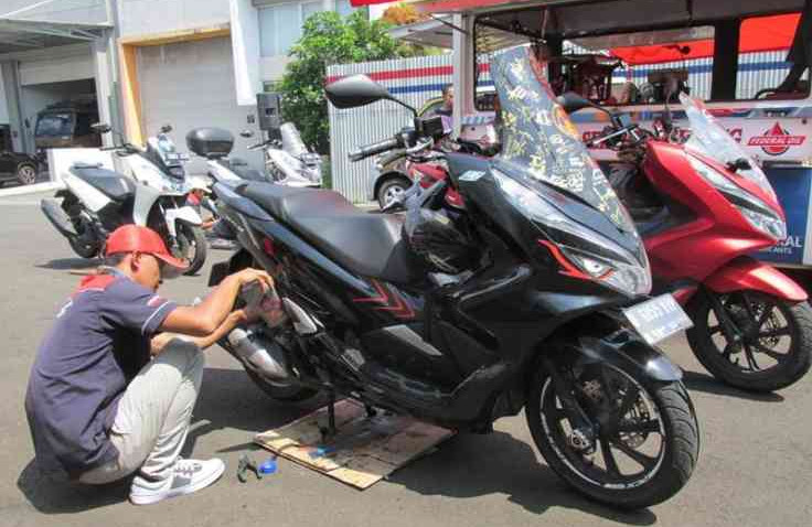 Perawatan Motor Matic Premium 150cc, Jangan Lupa Ganti Oli