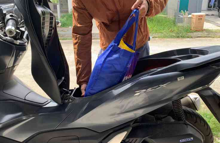 Jangan Sampai Terlupakan, Ini Barang-barang yang Harus Ada di Dalam Bagasi Motor