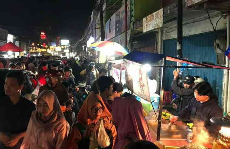 Pecinta Wisata Kuliner, Wajib Kunjungi Pasar Lama Tangerang. Banyak Makanan Enak!