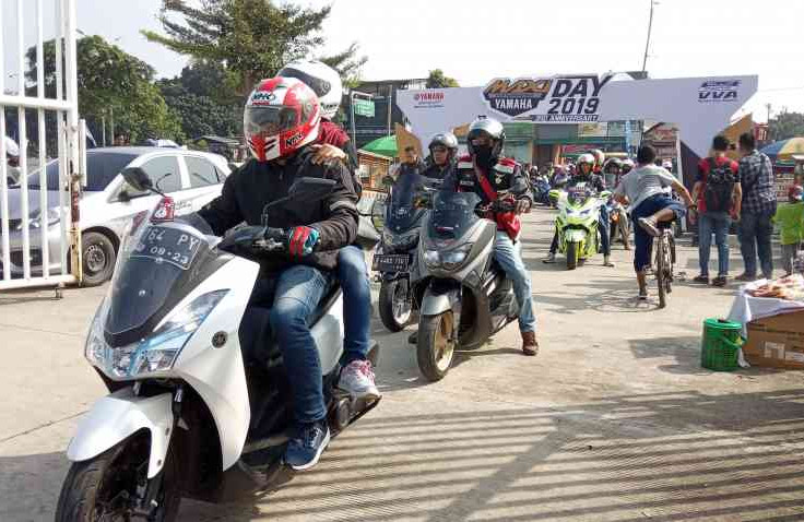 Mau Touring Akhir Tahun Bersama Pasangan, Begini Tips Supaya Aman dan Nayaman Selama Riding