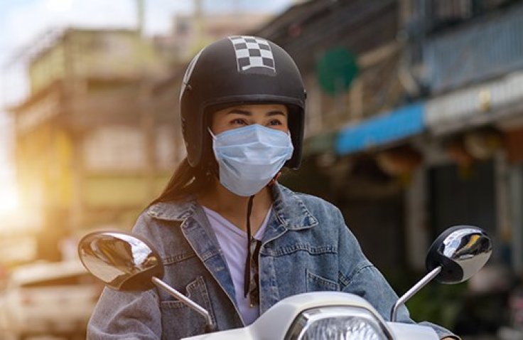 Lima Tips Berkendara Makin Irit Menggunakan Sepeda Motor