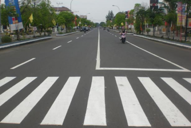 Kenali Arti Warna Marka Jalan Putih Dan Kuning Di Jalan Raya