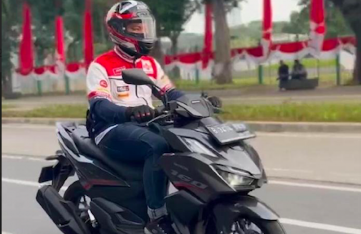 Potensi Risiko Kecelakaan, Apabila Berkendara Sepeda Motor Sambil Mendengarkan Musik
