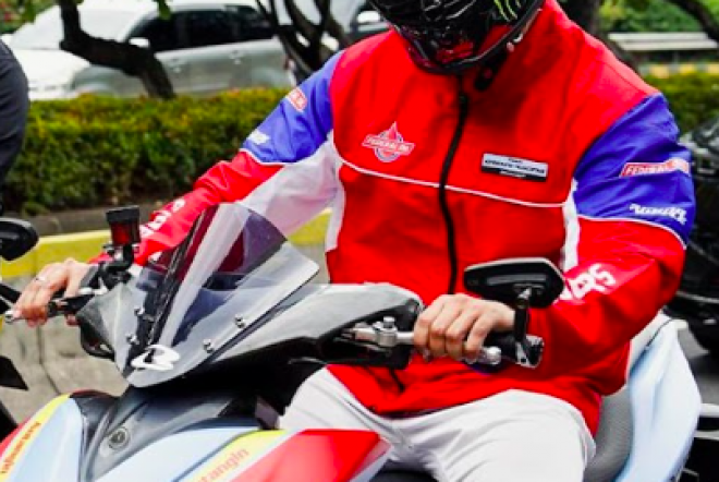 Cara Aman Melakukan Pengereman Mendadak Menggunakan Motor Matic